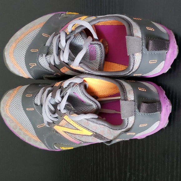 New Balance Minimus Vibram sz.9. Pre-owned Gray & Purple Made in USA - Picture 2 of 11